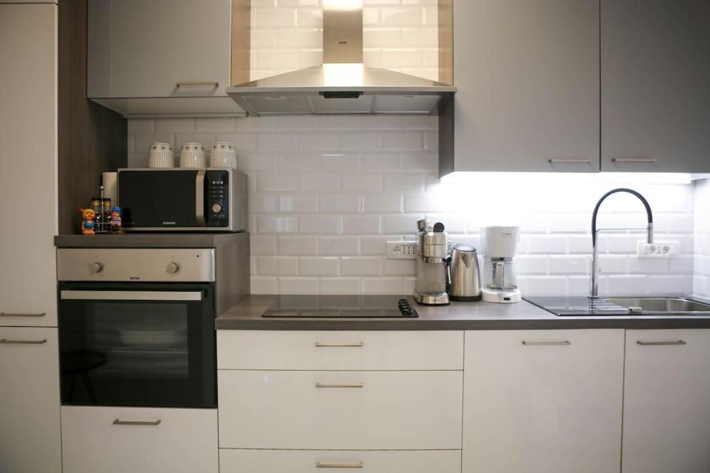 New & Luxury Apartment Tony Split Eksteriør bilde