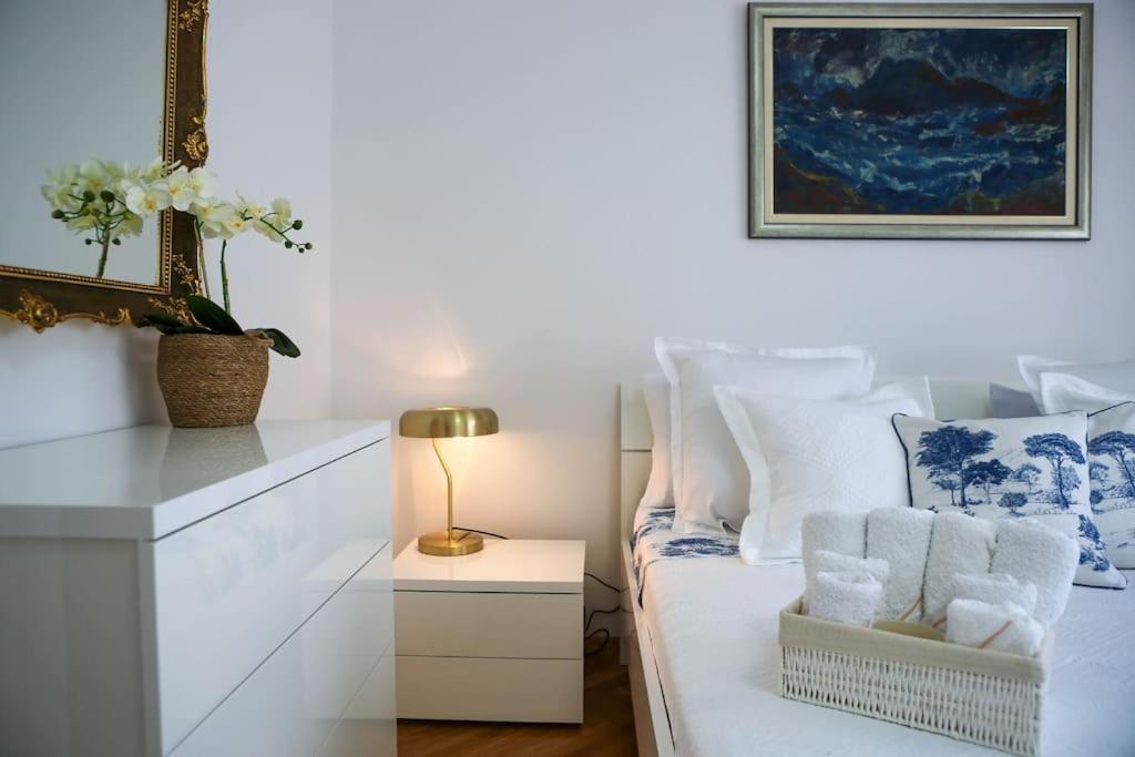 New & Luxury Apartment Tony Split Eksteriør bilde